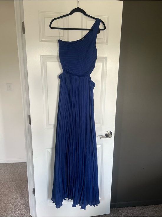 Boohoo Dresses & Skirts - Boohoo One-Shoulder Pleated Maxi Dress in Royal Blue